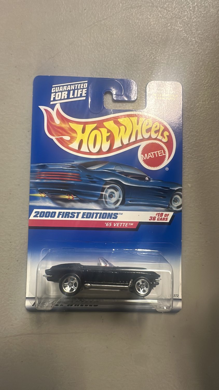 Hot Wheels ‘65 Corvette 