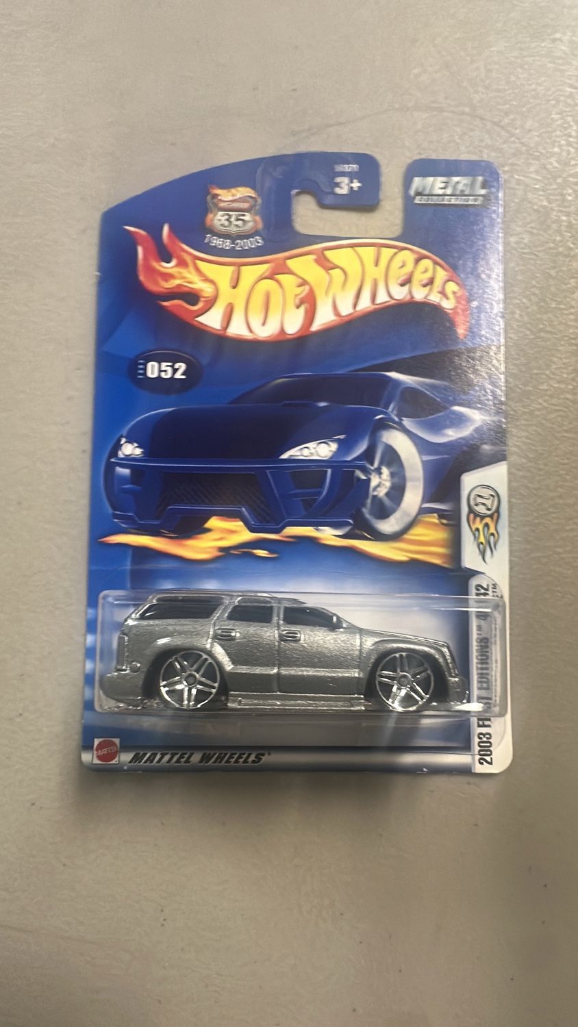 Hot Wheels Cadillac Escalade FE