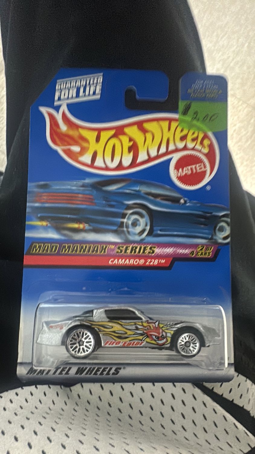 Hot Wheels Mad Maniax Camaro Z28