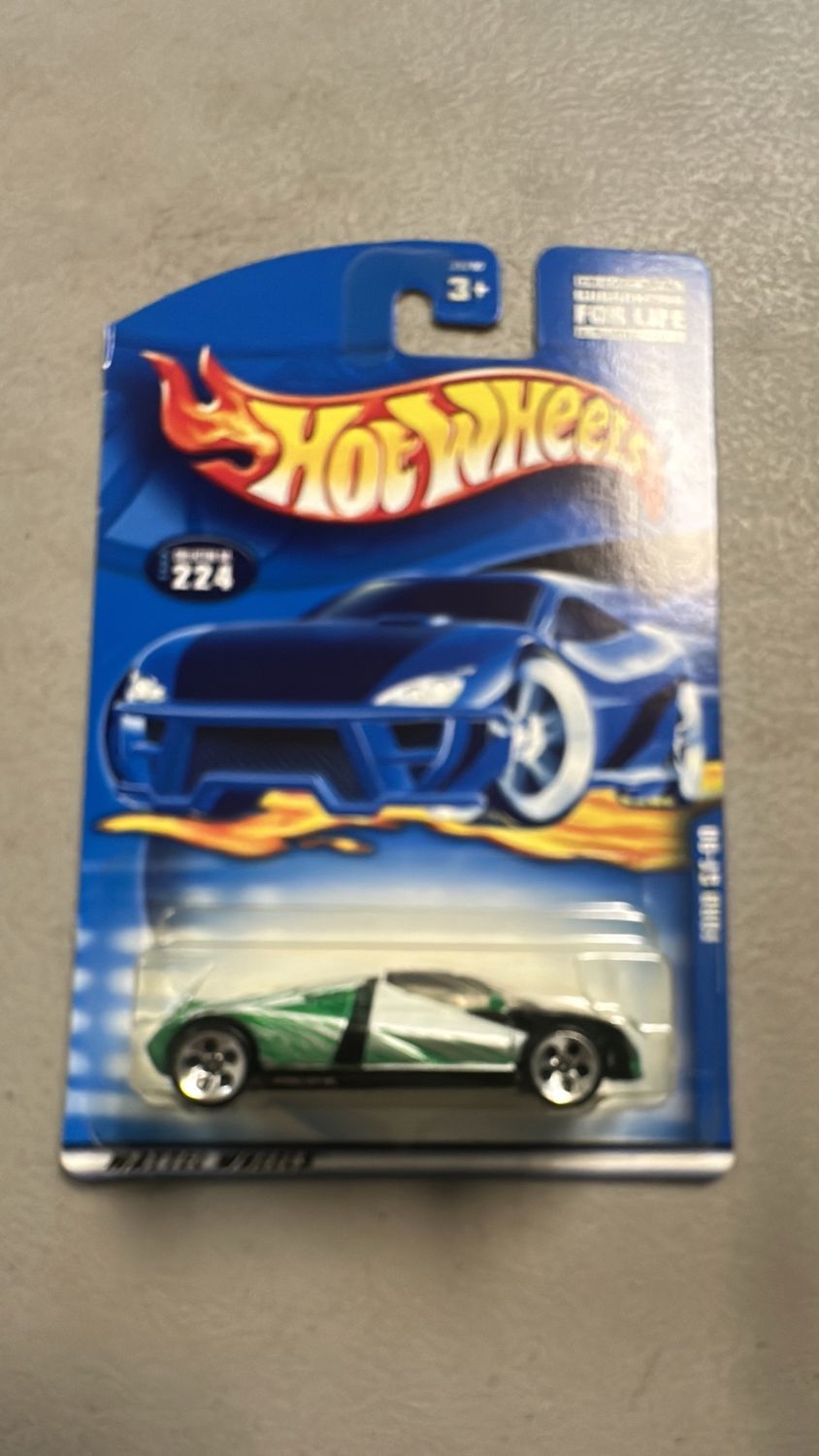 Hot Wheels Ford GT-90