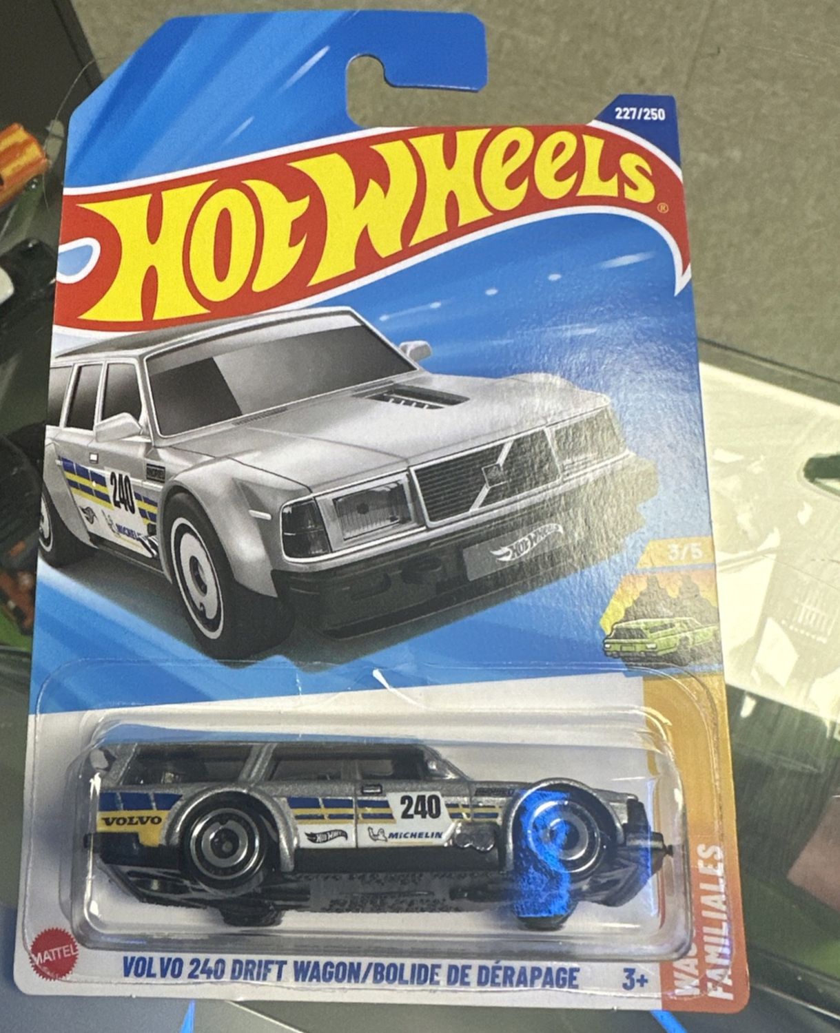 HOT WHEELS VOLVO 240 D CT RIFT WAGON - SRN20 