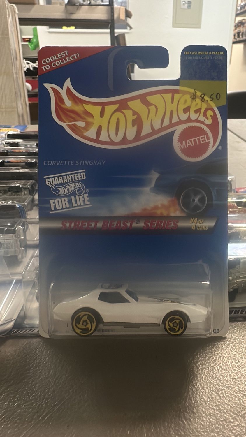 Hot Wheels Street Beast Corvette Stingray