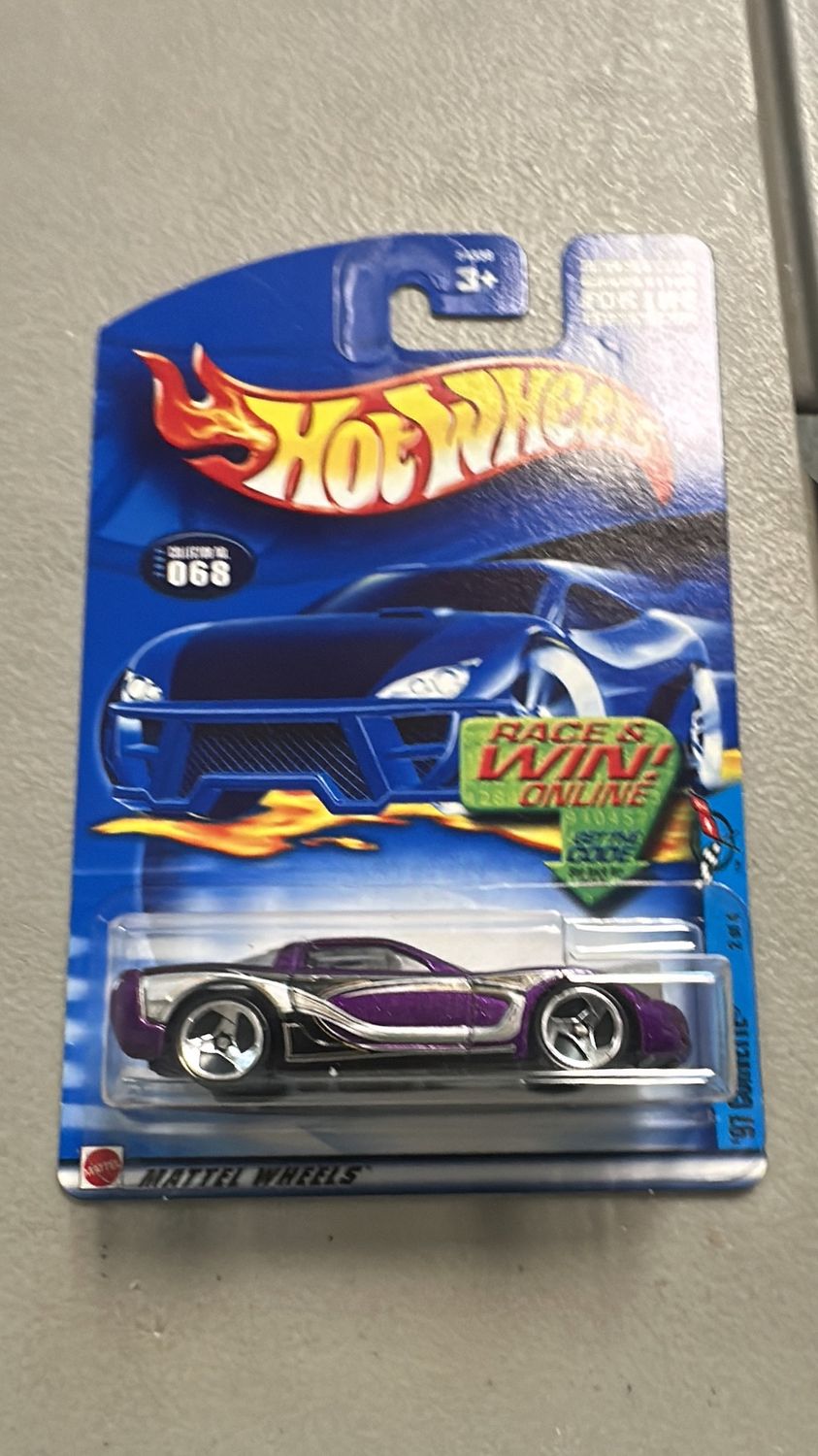 Hot Wheels ‘97 Corvette C5 #068