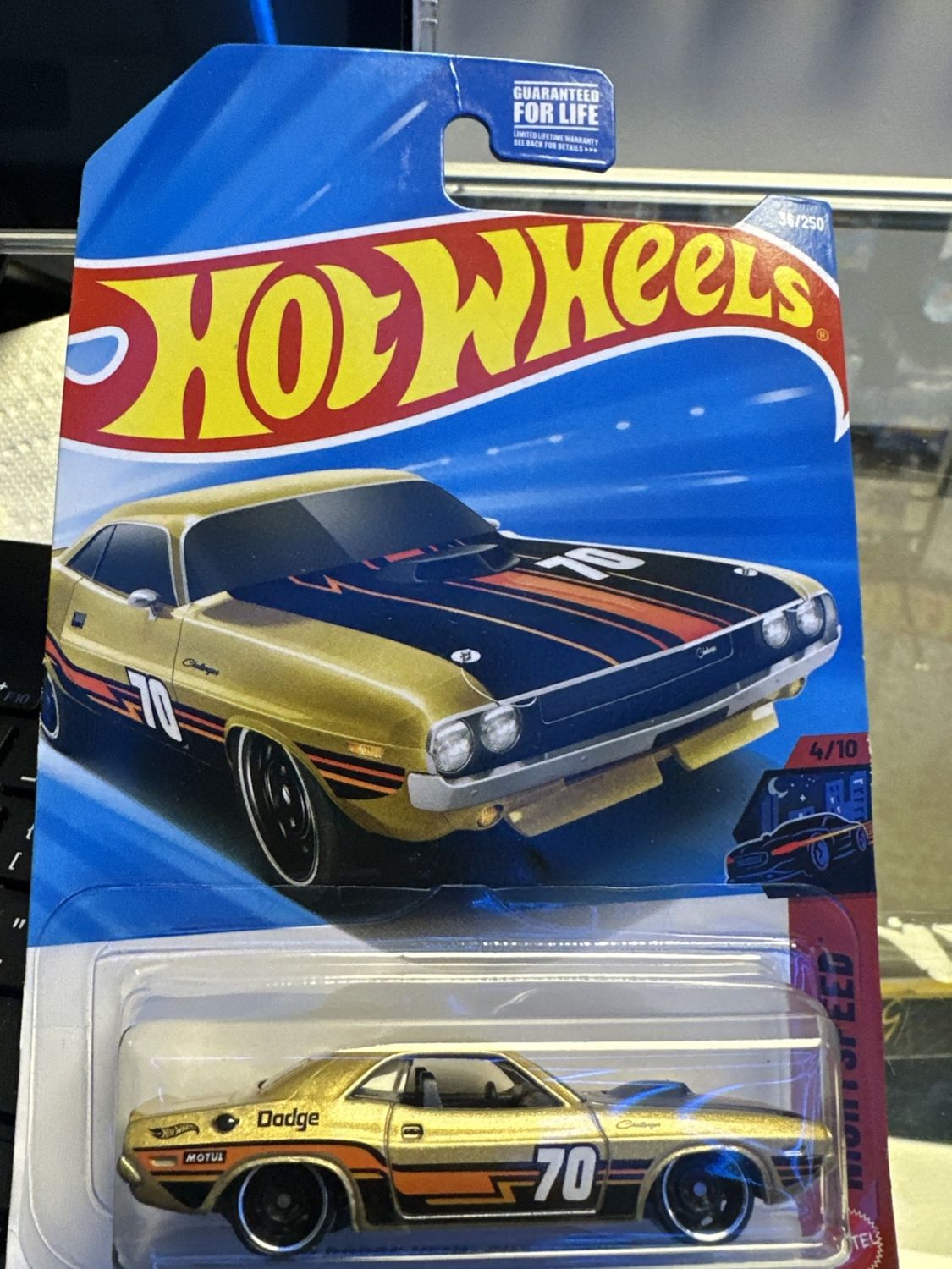 Hot Wheels 2026 Case B Mainline # '70 DODGE HEMI CHALLENGER