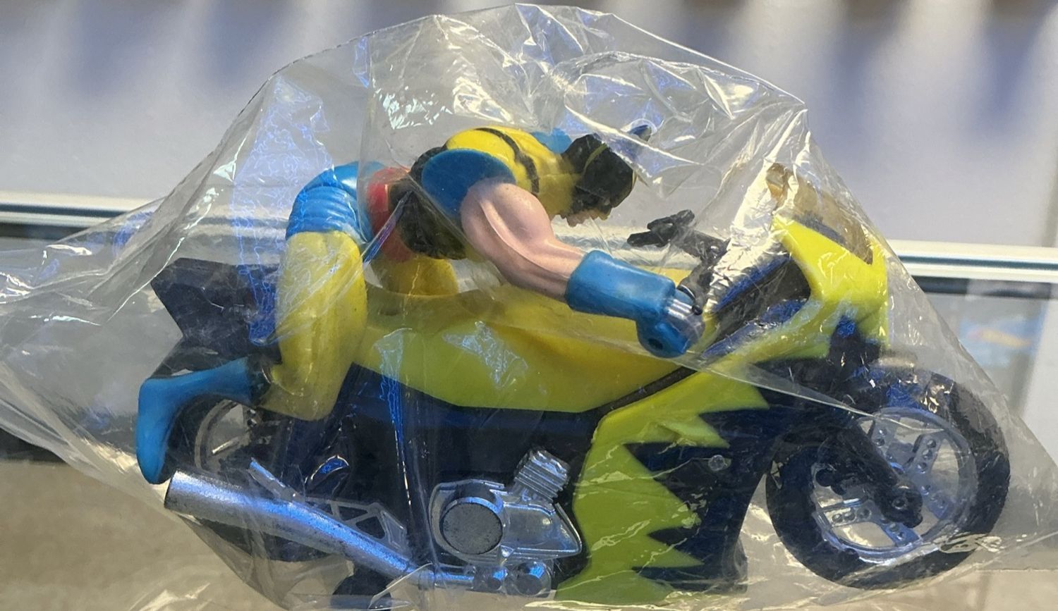 1995 Toybiz Marvel Comics Xmen Wolverine Bump &amp; Go Motocycle