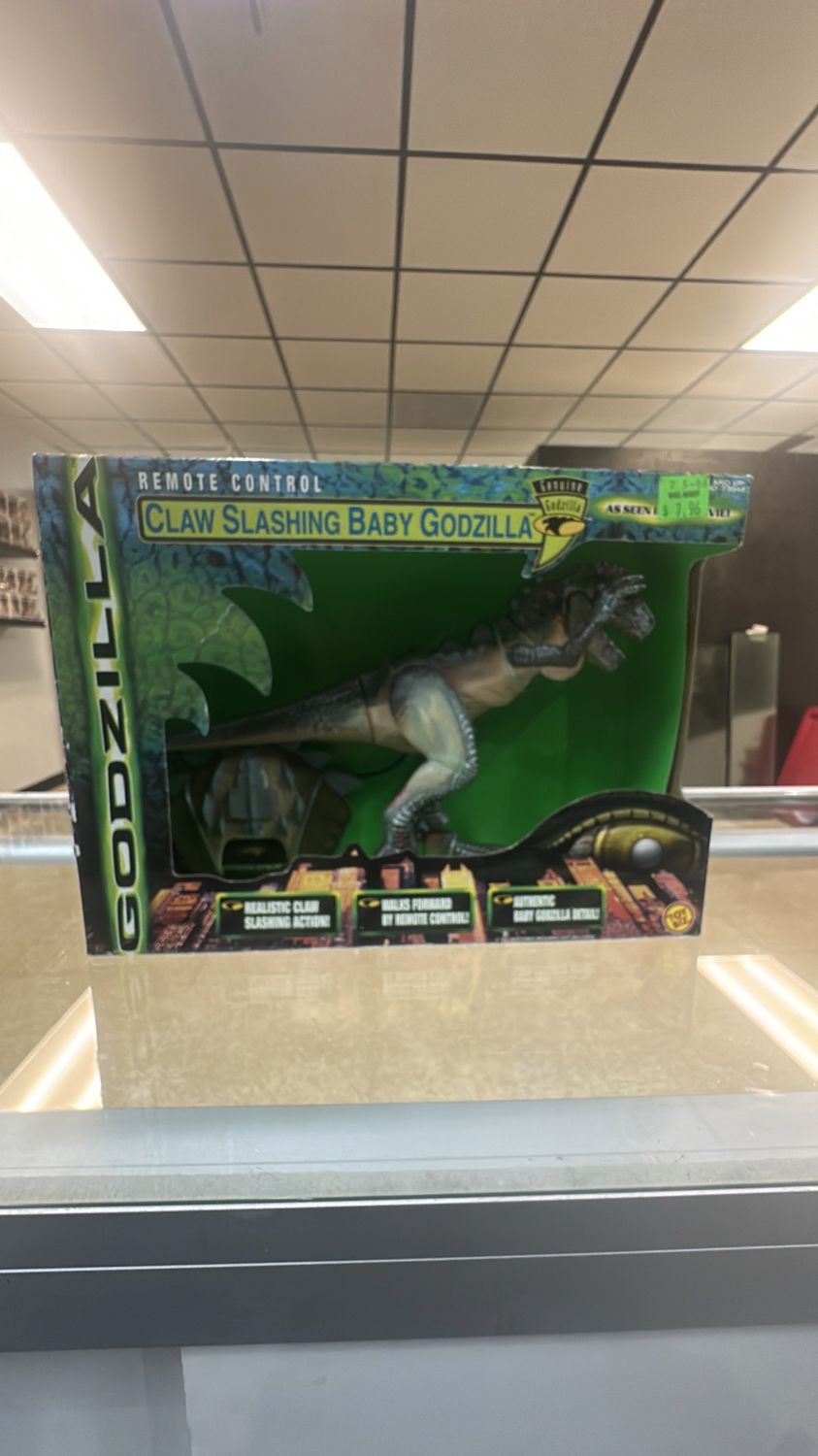 Godzilla 2000 RC Slashing Baby Zilla