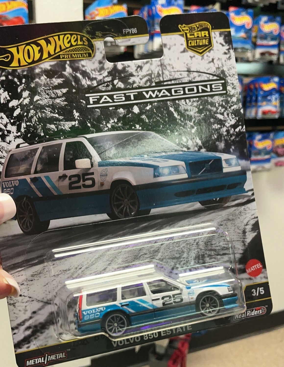 Hot Wheels Volvo 850 Estate White 3/5 - Car Culture: Real Riders Fast Wagons