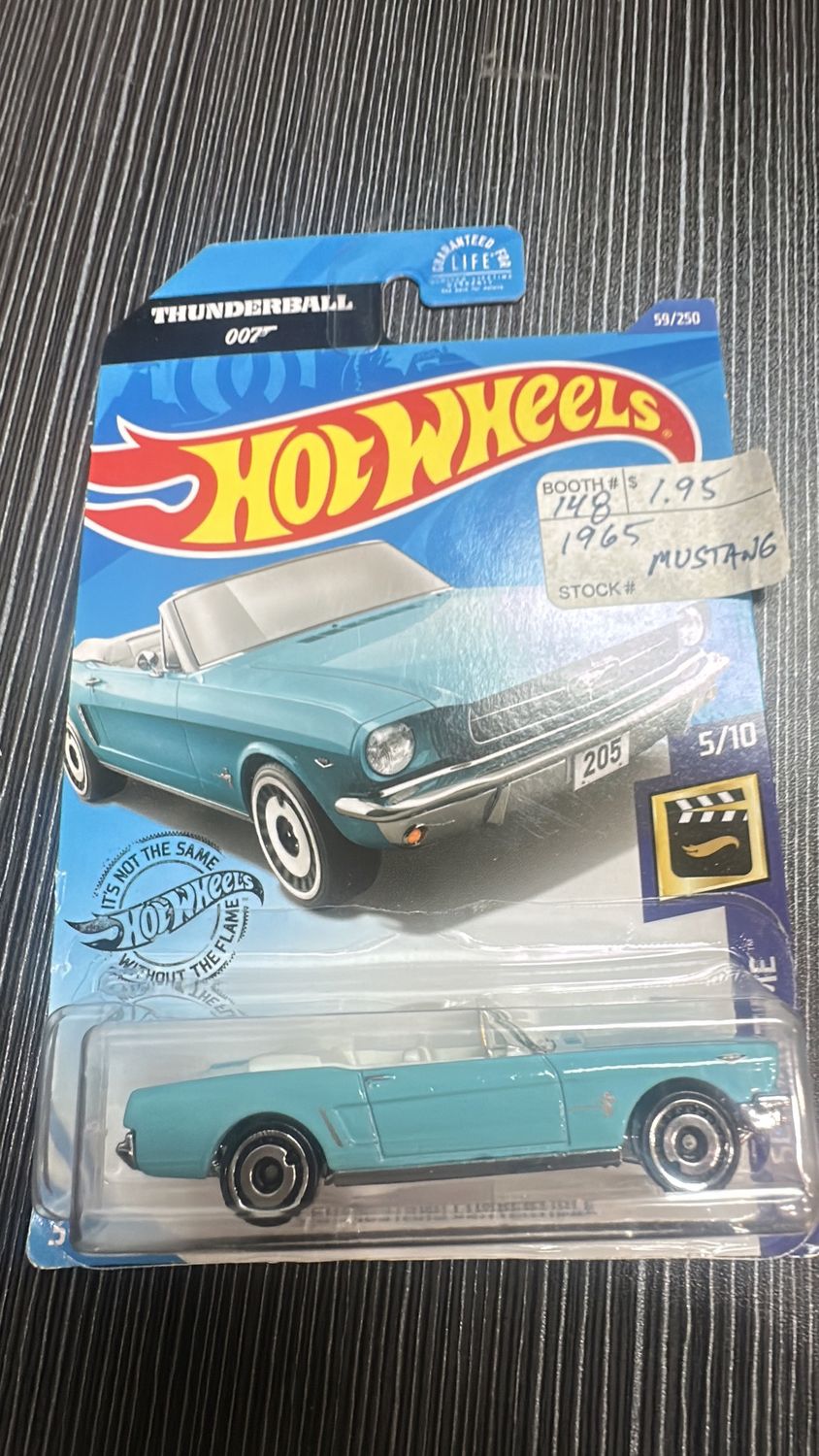 Hot Wheels ‘65 Ford Mustang