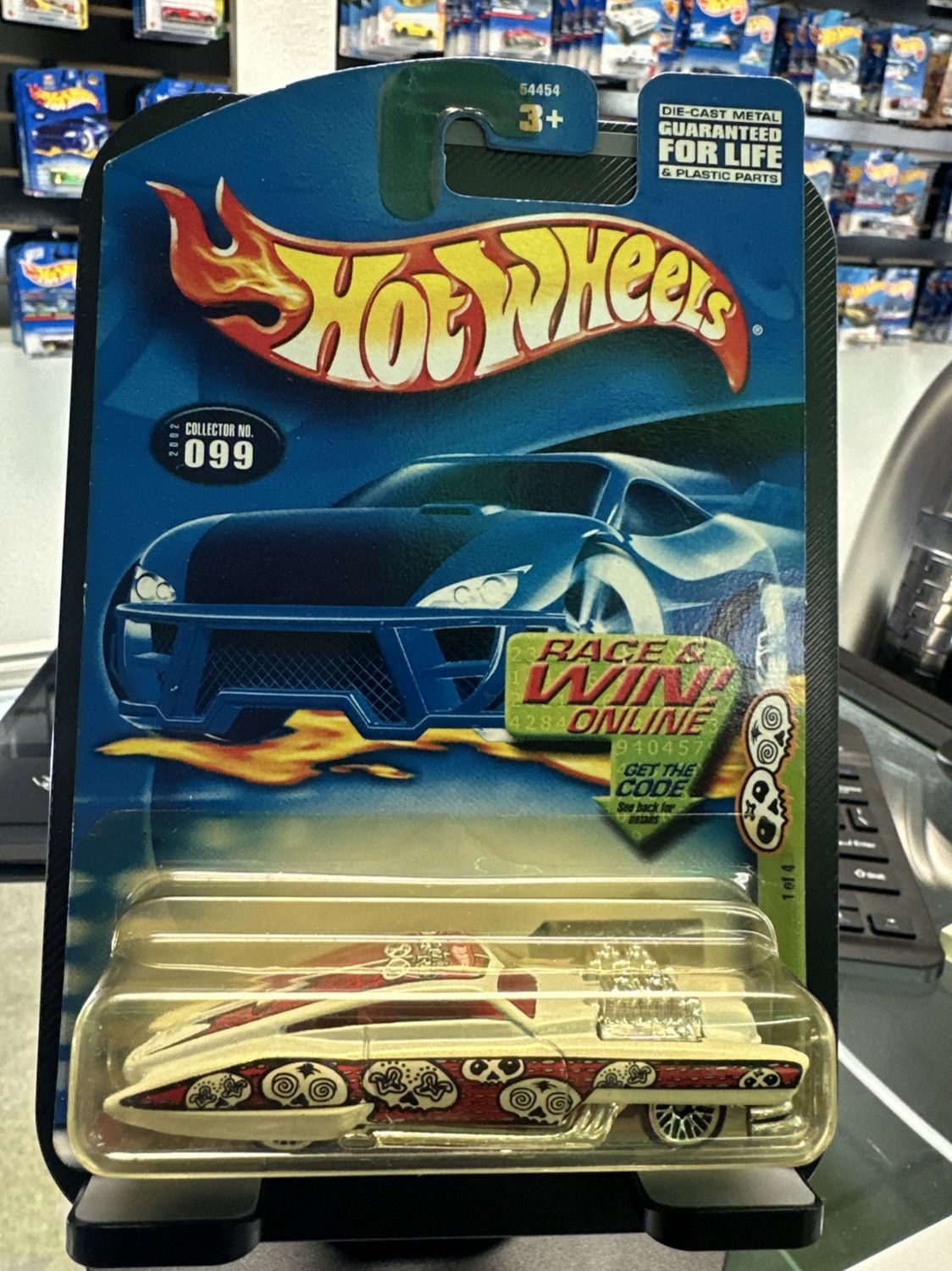 2002 Hot Wheels Grave Rave Series 1/4 EVIL TWIN White w/Chrome Lace Spokes W18