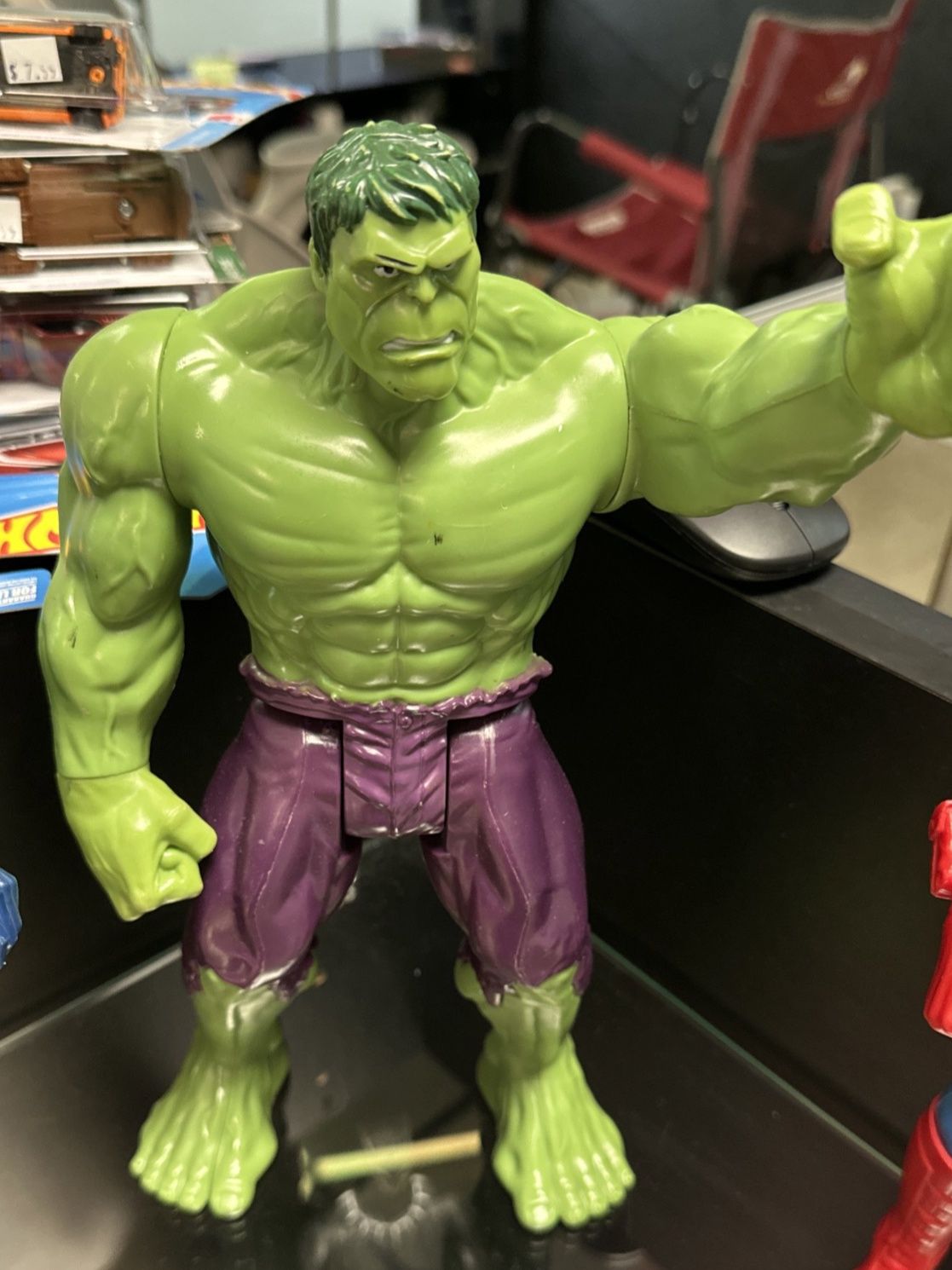 Hasbro Titan Hero Marvel AVENGERS The Incredible HULK 12 Inch Action Figure 2013