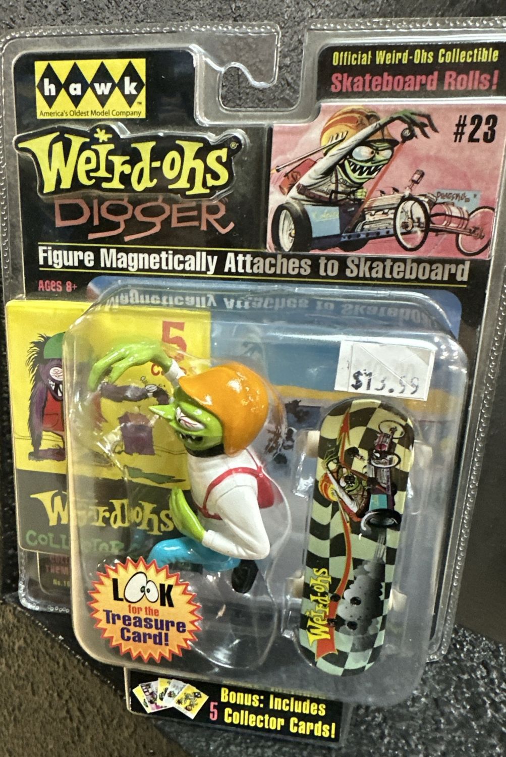 Hawk Weird-Ohs Skateboard Rolls : DIGGER The Daredevil Drag Nut Figure # 23 