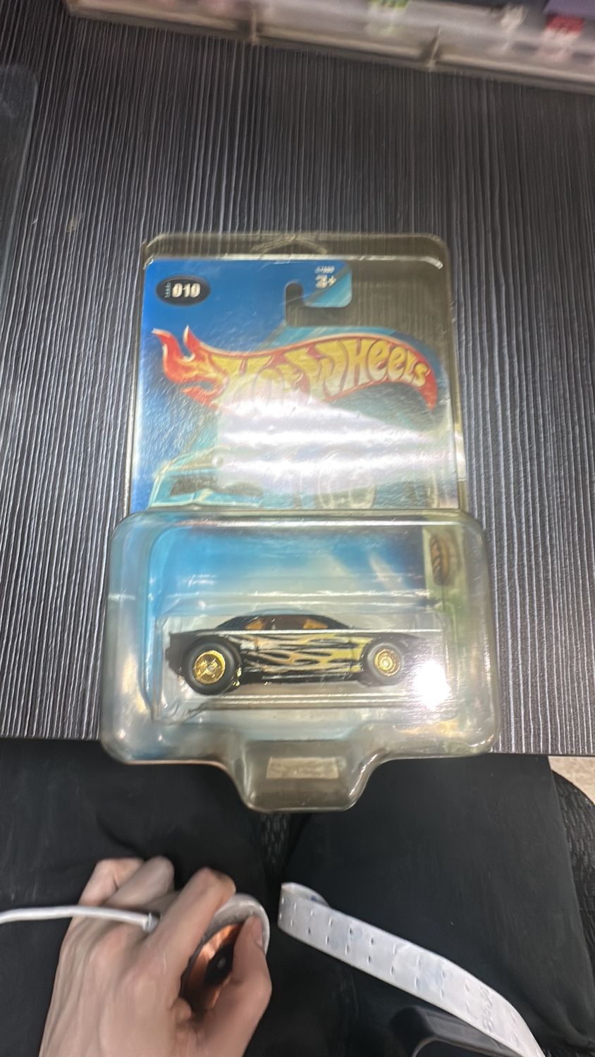 Hot Wheels Muscle Tone Gold