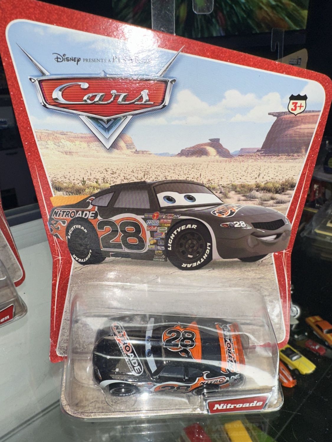 2005 DISNEY PIXAR CARS (DESERT SERIES) DINOCO McQUEEN FIGURE