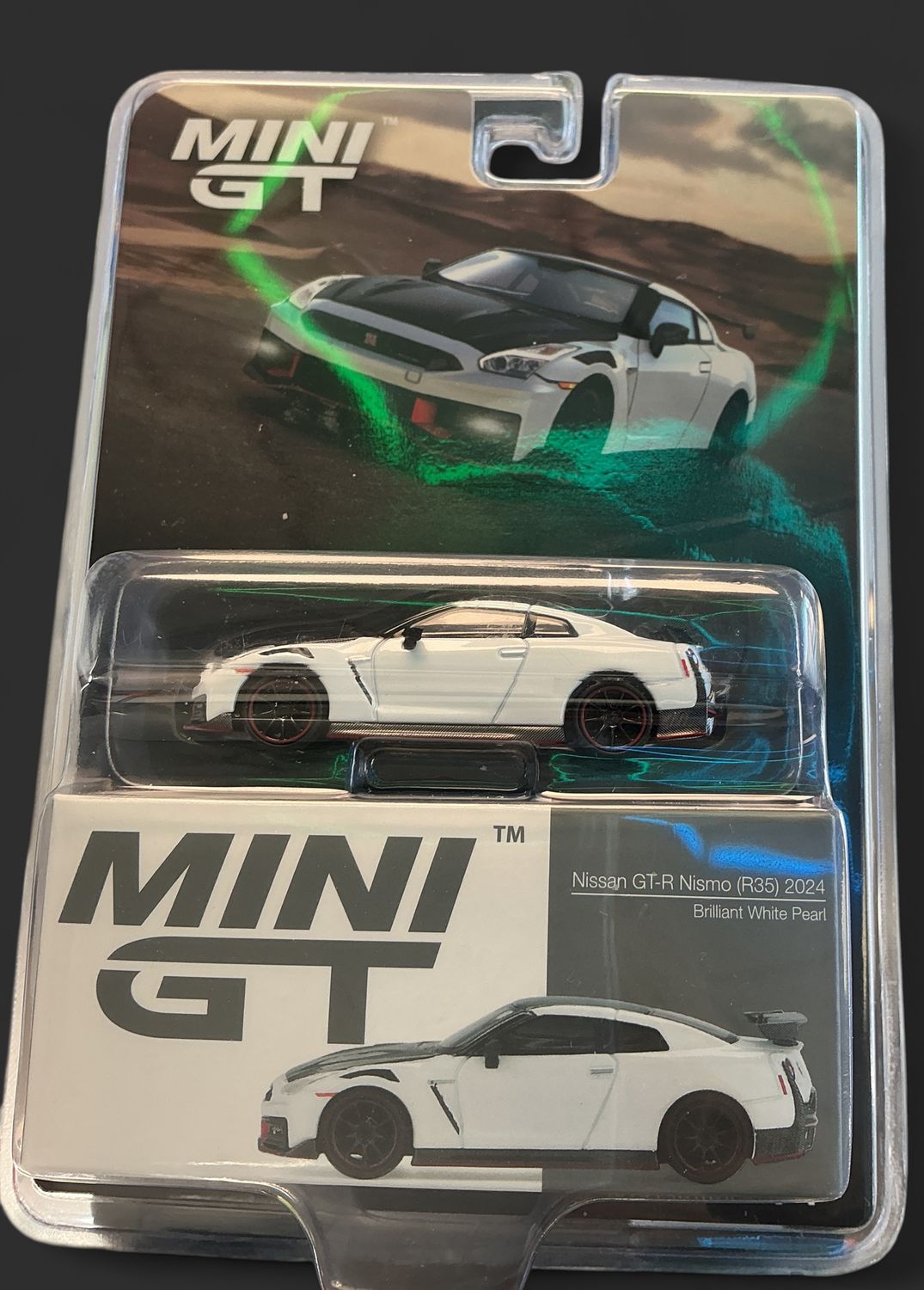 Mini GT Nissan GT-R NISMO