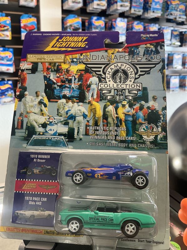 Johnny lightning champions collection Indianapolis 500 1970 pace car old 442 1970 winner