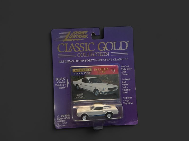 Johnny lightning classical collection 1965 Shelby GT350