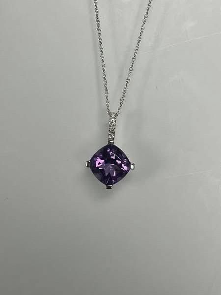 10K .04TW DIA AMETHYST PENDANT
