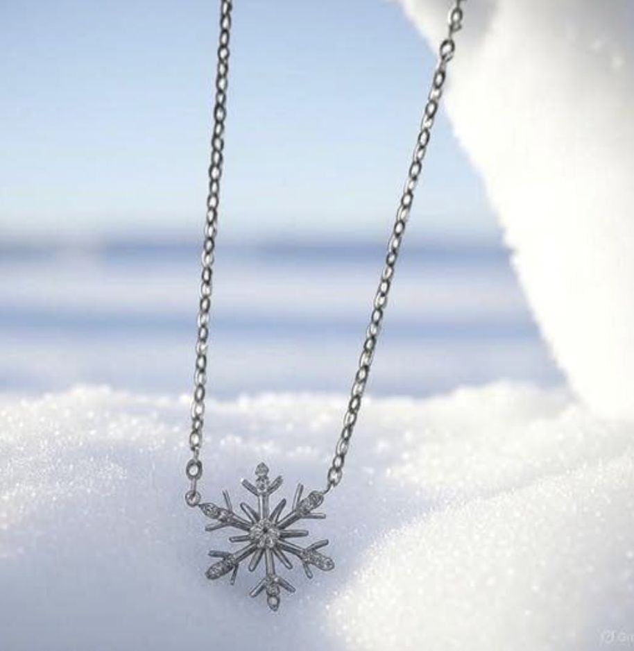 14KW .05TW DIA SNOWFLAKE NECK