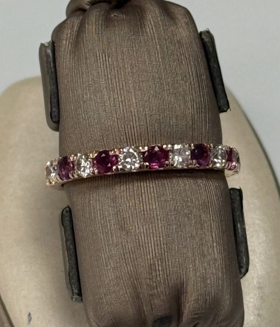 14KR .98CTW RUBY DIA ALTERNATE BAND
