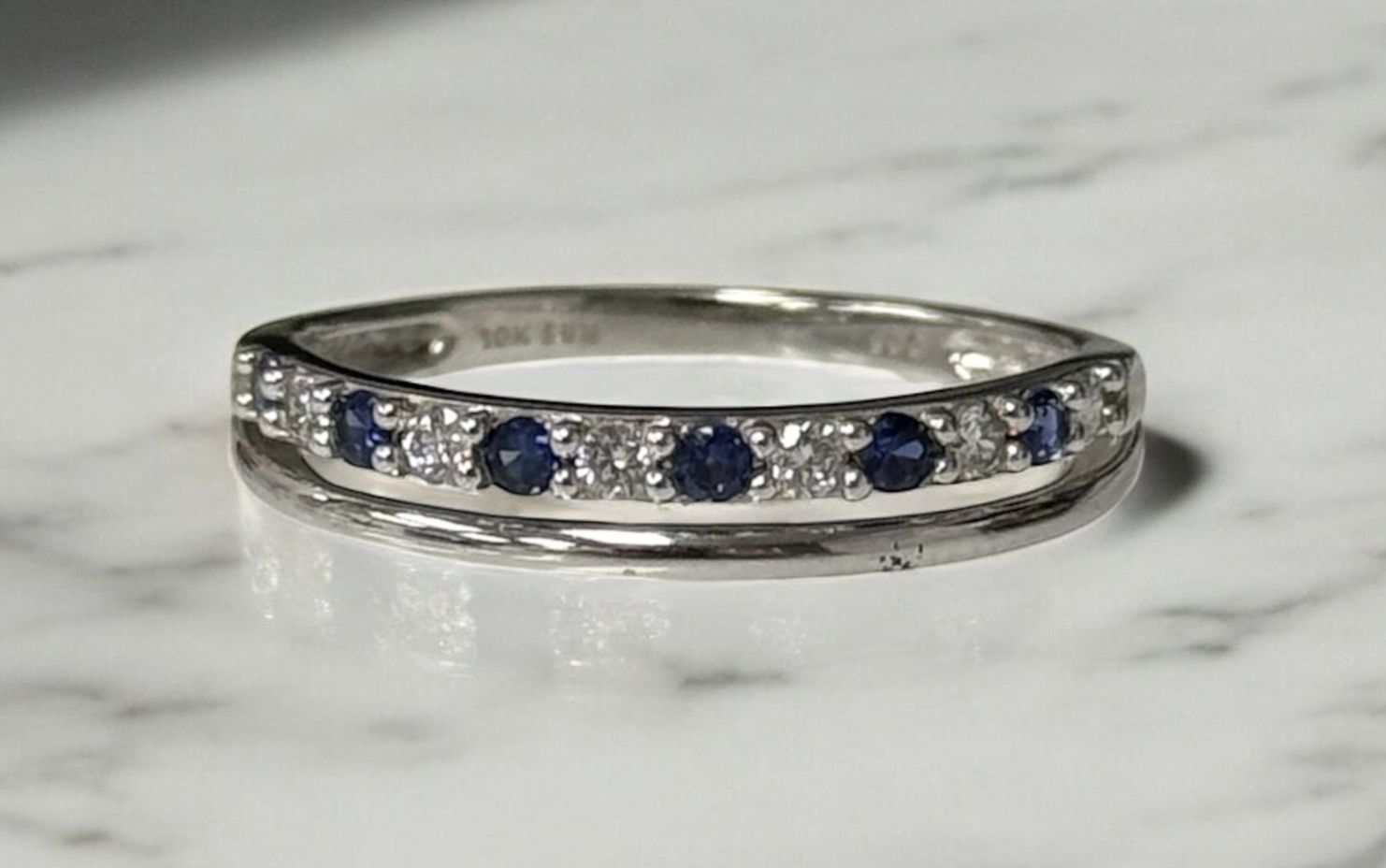 10KW .03TW LGD CR SAPPHIRE BAND