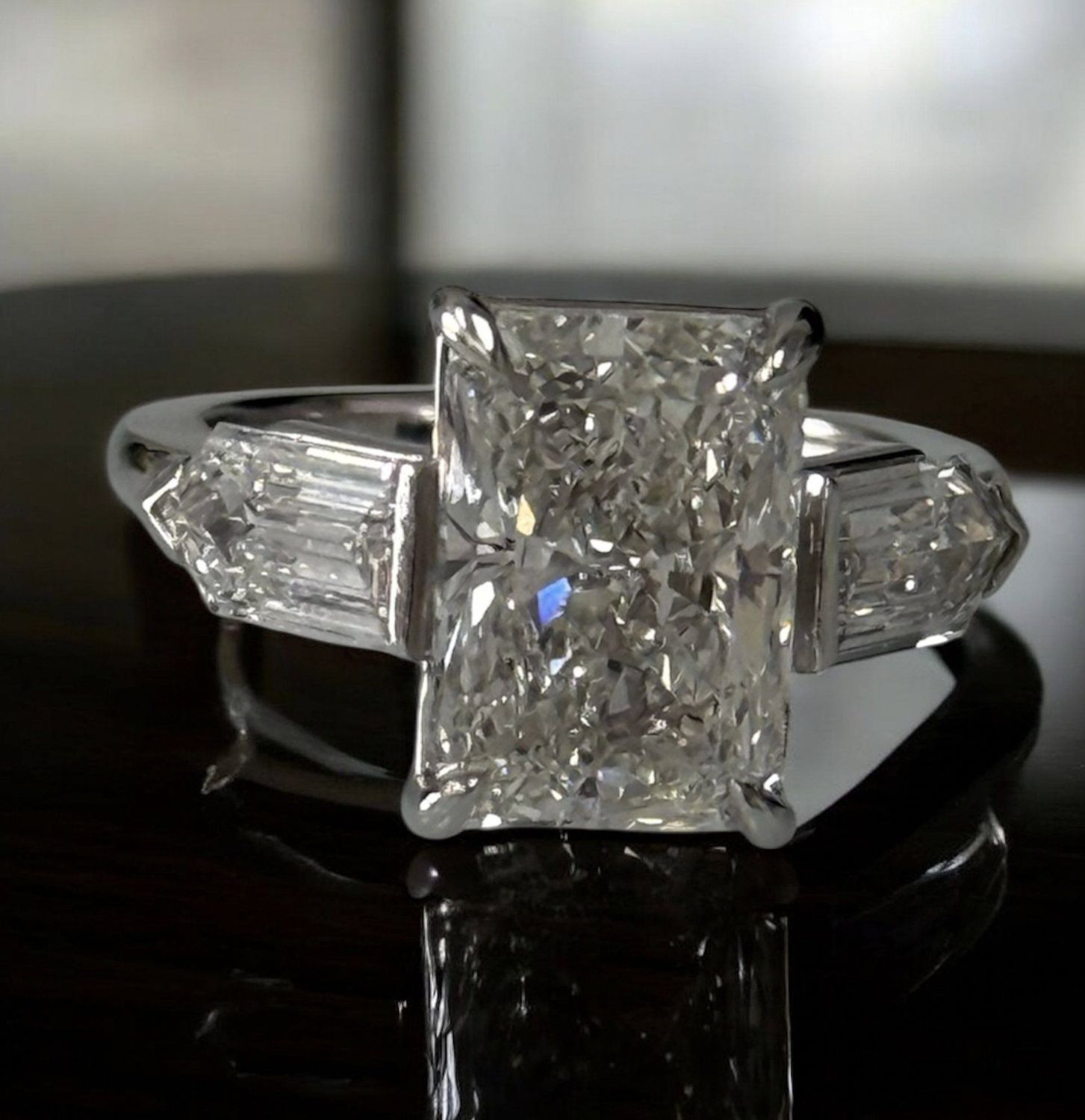 14KW 5.02CT LAB RADIANT 1.5SIDE RING