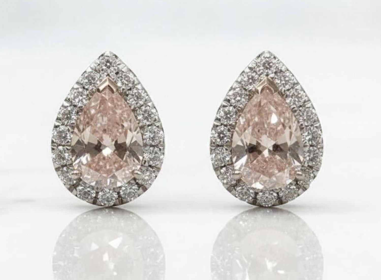 14KW 1.50CTTW PINK LAB GROWN PEAR EAR