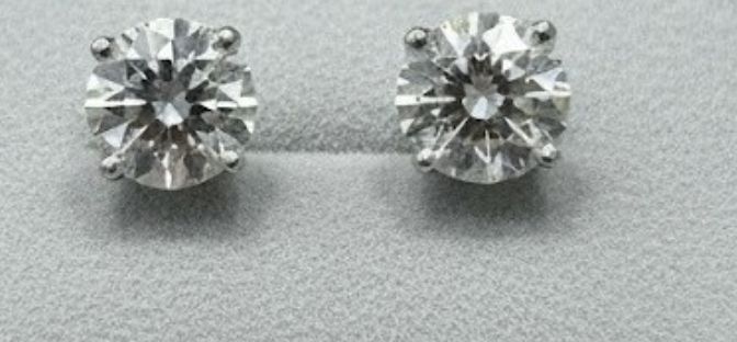 14K1.55CTW LAB DIA STUDS