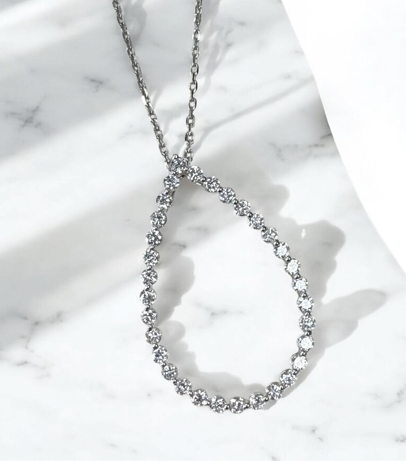 14KW 1.13TW LAB DIA PEAR PENDANT