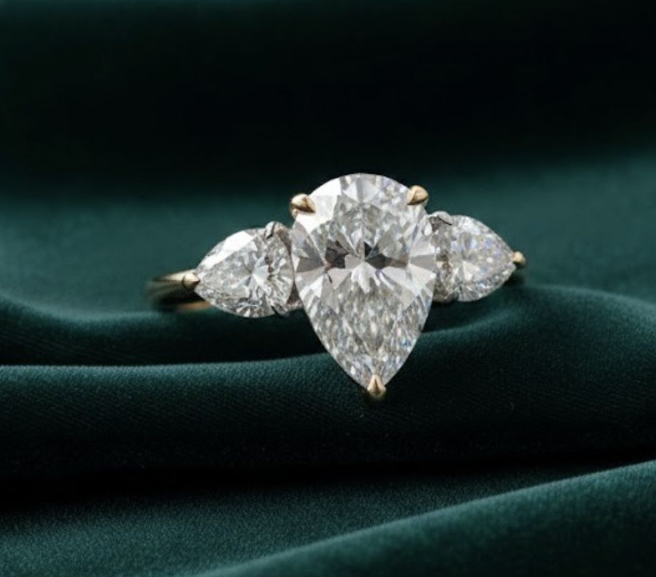 14K 5.05CTR PEAR 7.34TTW LAB RING
