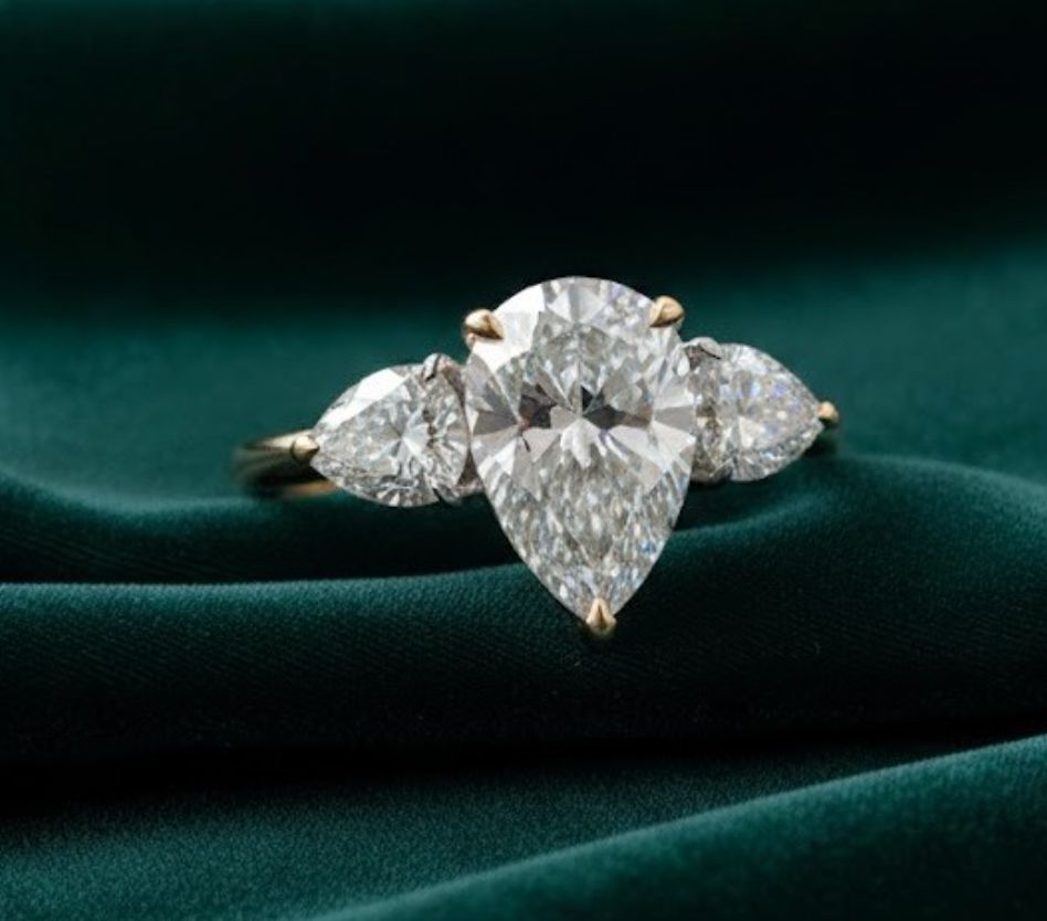 14K 5.05CTR PEAR 7.34TTW LAB RING