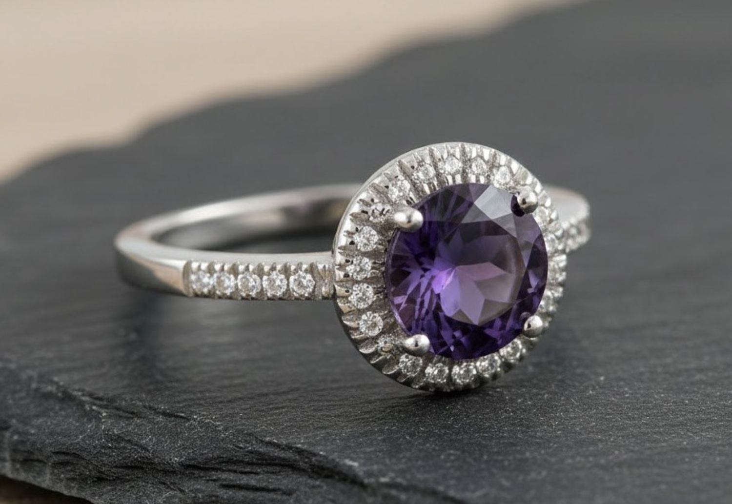 14K .10TW DIA AMETHYST RING 2.5G