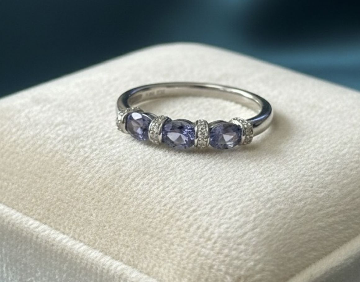 14KW SAPPHIRE .10TW DIA BAND2G