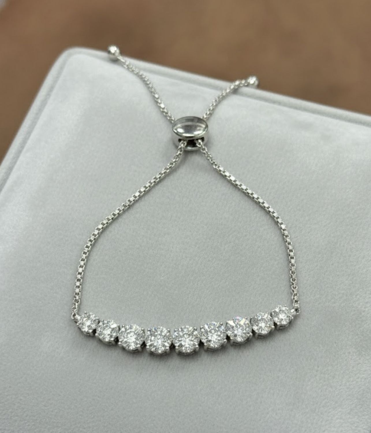 10KW 1CTW DIA 7.5G BOLO BRACELET