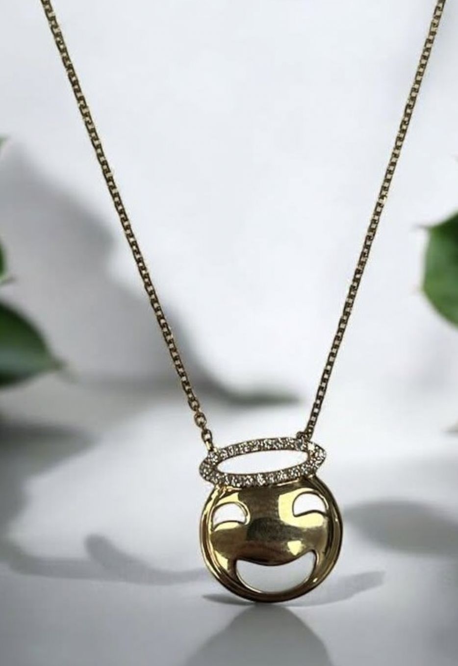 14KY .06CTW DIA SMILEY FACE