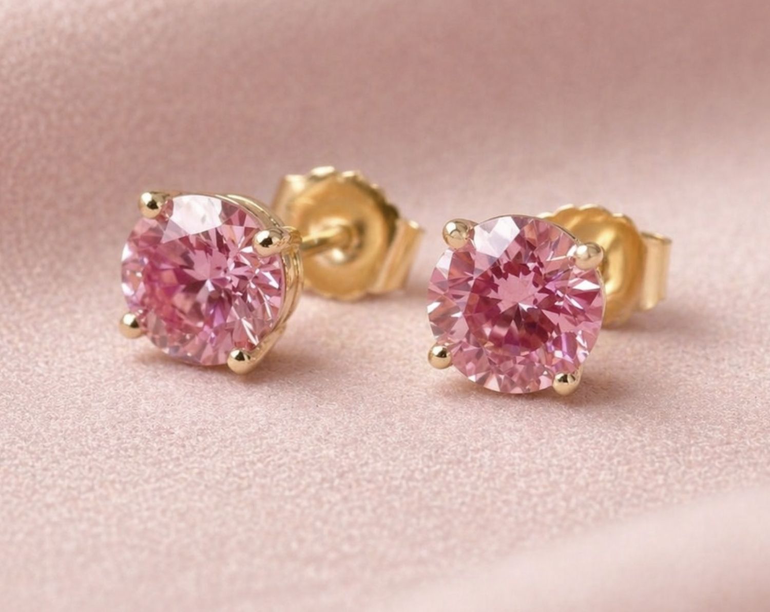 14K YG PINK LAB STUD, Size: .85TW