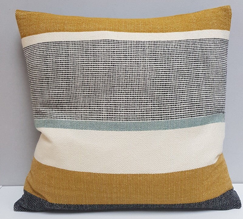 Coast Cushion - Gold