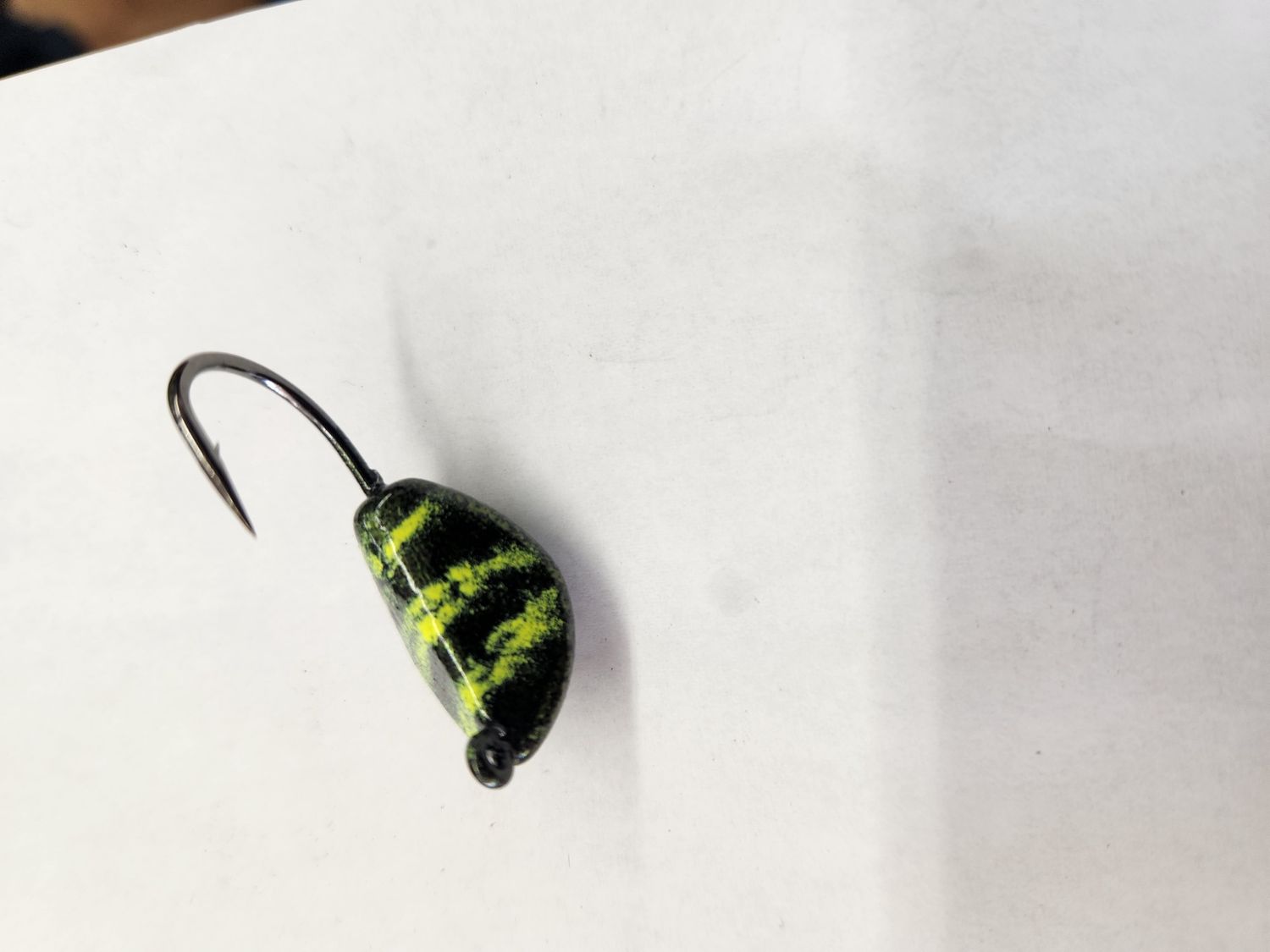 Jersey Hooker Blackfish Jigs, Color: Green Goblin, Size: 1/2oz, Style: Banana Jig