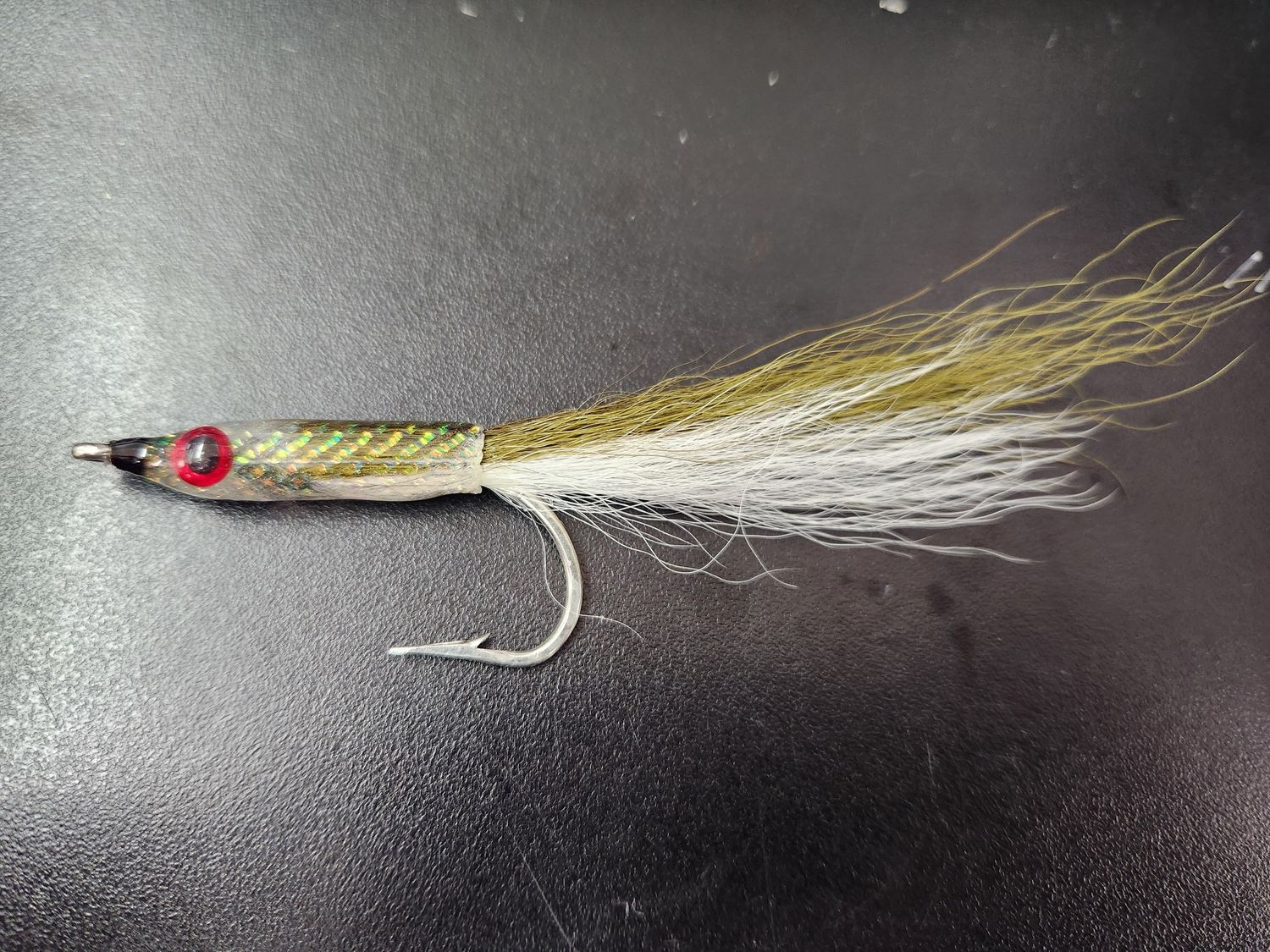 Over The Bar Sandeel Teaser Epoxy Body, Color: Olive/White