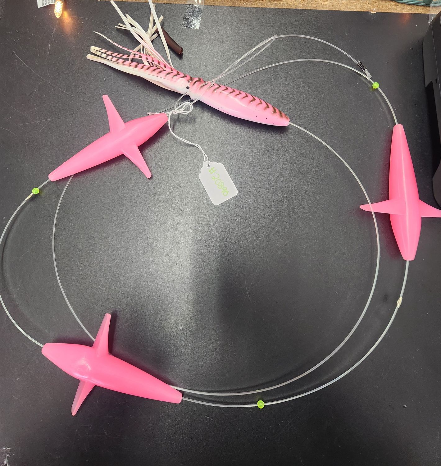 Jersey Hooker Bird Daisy Chain with Squid Stinger, Color: Pink White