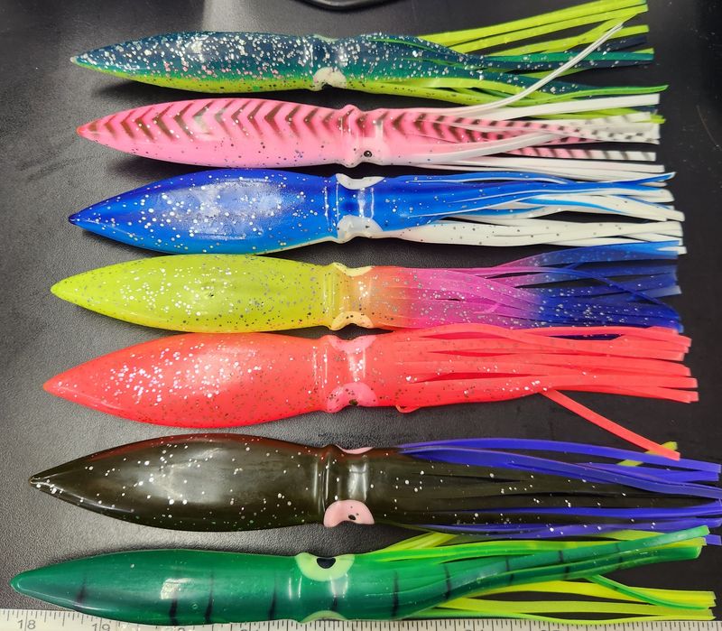 Sea Striker 9" Bulbhead Shell Squid