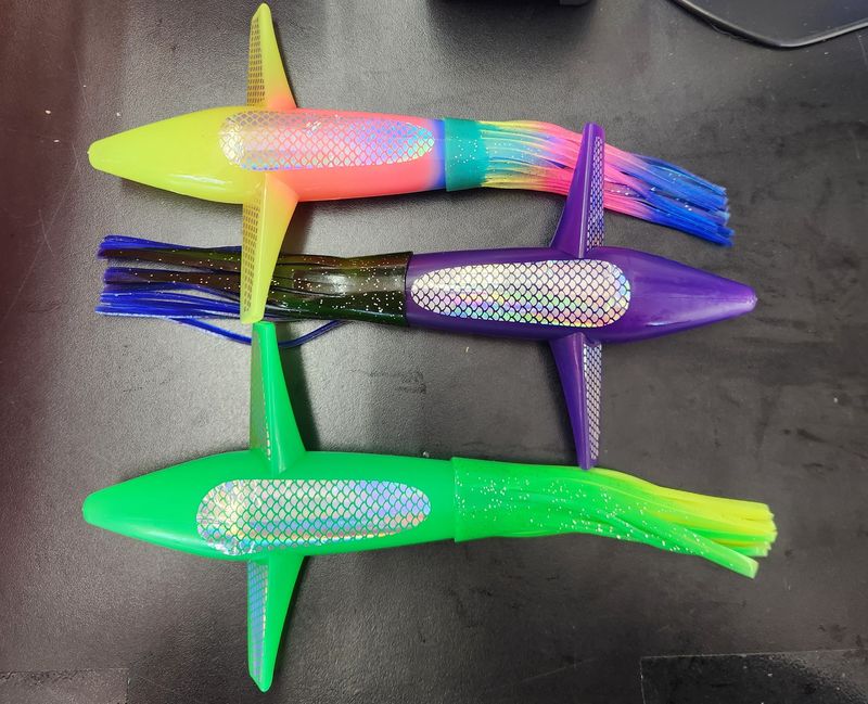 Jersey Hooker 9" Trolling Bird with Skirt