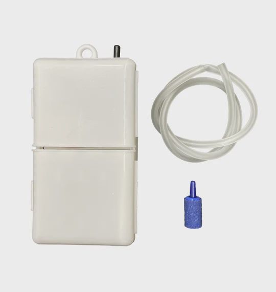 Dolphin Economy Aerator Live Bait Air Pump