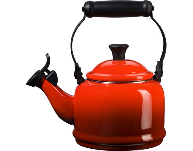 Demi Kettle, Color: Cerise