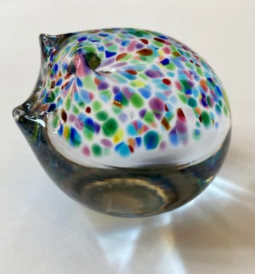 Hedge Hugs, Titles: Confetti