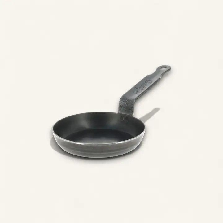 Blue Carbon Steel Pan, Size: Egg