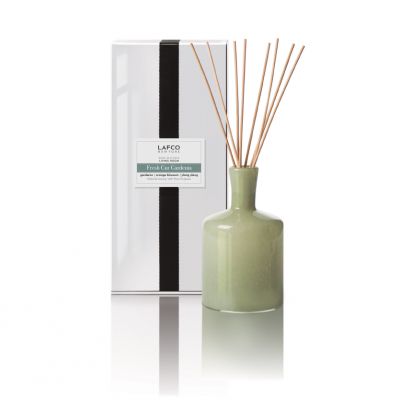 Classic Fresh Cut Gardenia Reed Diffuser 6oz