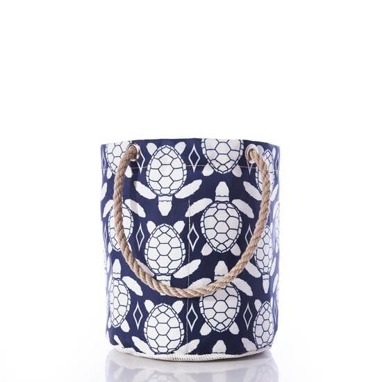 Beachcomber Bucket Bag - White on Navy Sea Turtle