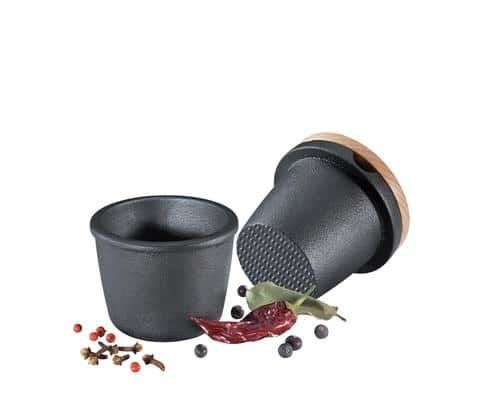 Spice Grater, cast iron with beech wood lid