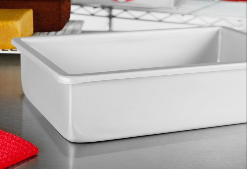 Sheet Cake Pan, 12 in x 18 in x 2 in