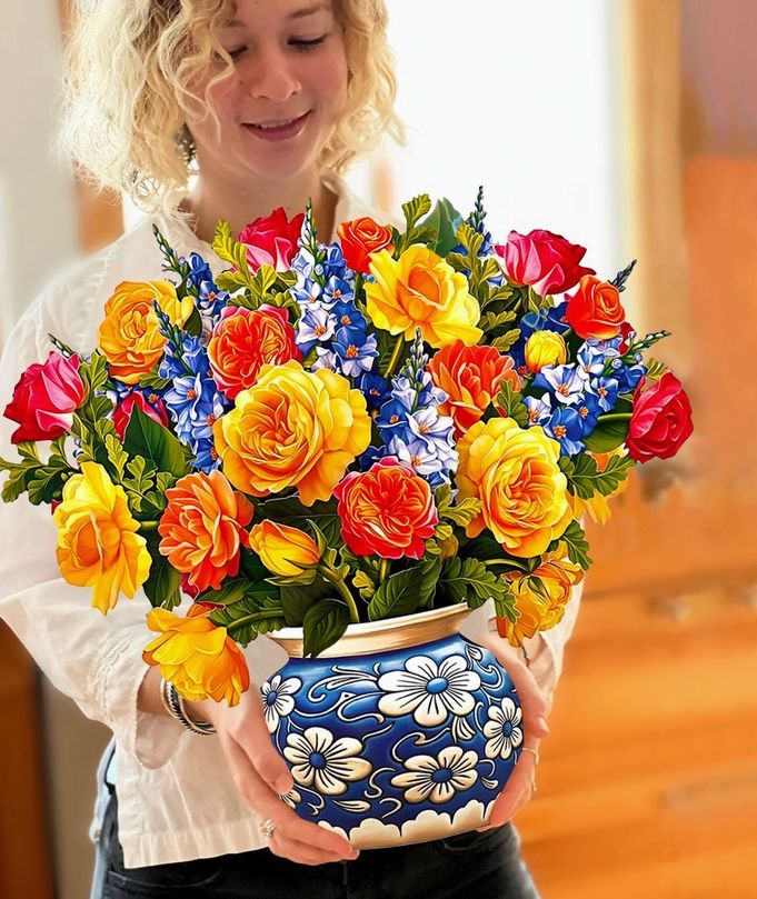 Grande Sorbet Roses Pop-Up Card Bouquet